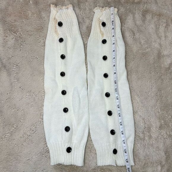 Women's Cream Button Knit Leg Warmers NWOT - Picture 2 of 5